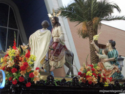 Entrada Jesus en Nazaret
