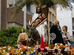 Entrada Jesus en Nazaret