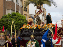Entrada Jesus en Nazaret