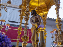 Columna
